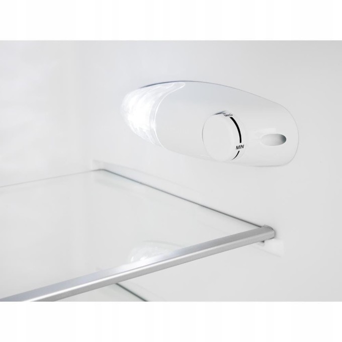 Niska Lodówka Chłodziarko-Zamrażarka Philco 143cm Pojemna 204L.jpg