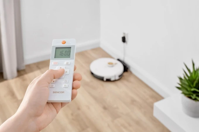 Robot-Sprzątający-+-Mop-APLIKACJA-Sencor-UVC-120mi.jpg