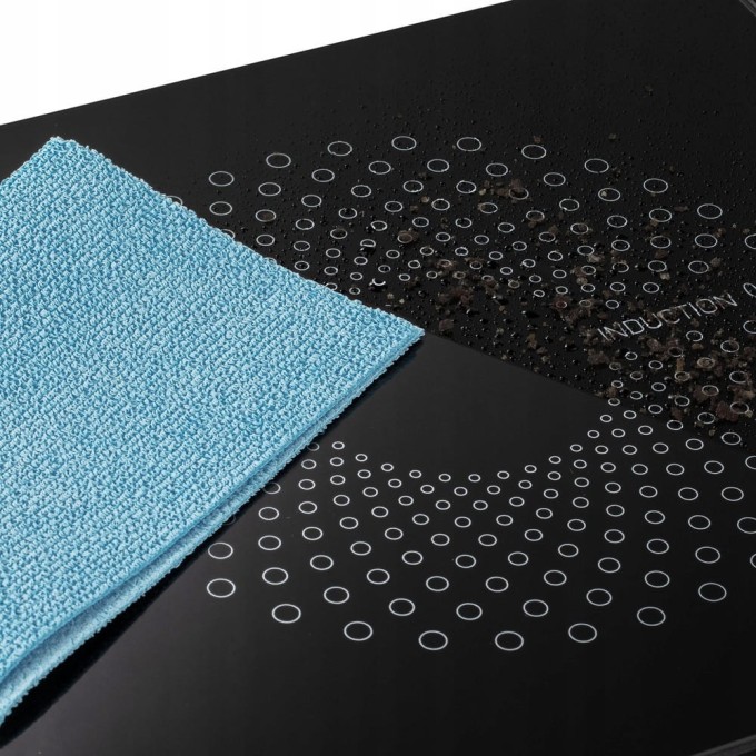 Kuchenka-Indukcyjna-SCP-4501BK-SLIM-2-Pola-3400W.jpg