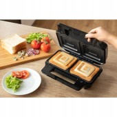 Opiekacz-toster-do-kanapek-gofrownica-Grill-Sencor-4w1-900W-Czarny.jpg