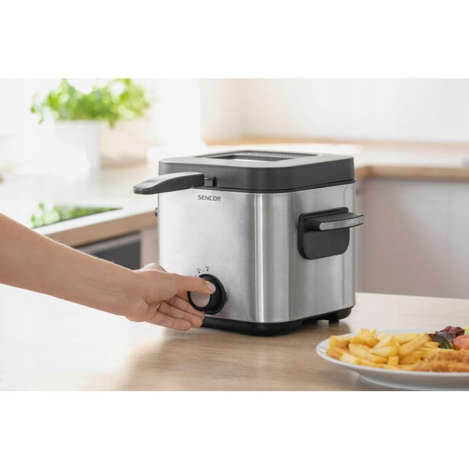 Frytkownica-Sencor-SFR-6200SS-Objętość-1,5l/600g.jpg