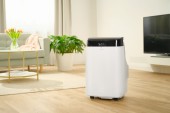 Mobilny-klimatyzator-z-funkcją-UV-C-SENCOR-SAC-MT9040C-Wi-Fi--do-mieszkania.jpg