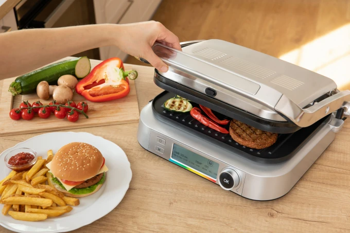 Kontaktowy-Grill-Elektryczny-Inteligentny-Sencor-SBG-6231SS-Srebrny-2100-W.jpg