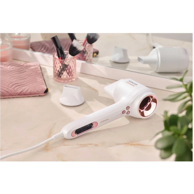 Wysokoprędkościowa-suszarka-do-włosów-1500W-BLDC-Jonizacja-Sencor-SHD9150RS.jpg