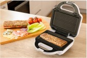 Opiekacz-Do-Kanapek-Panini-Gofrów-3w1-Sencor-750.jpg